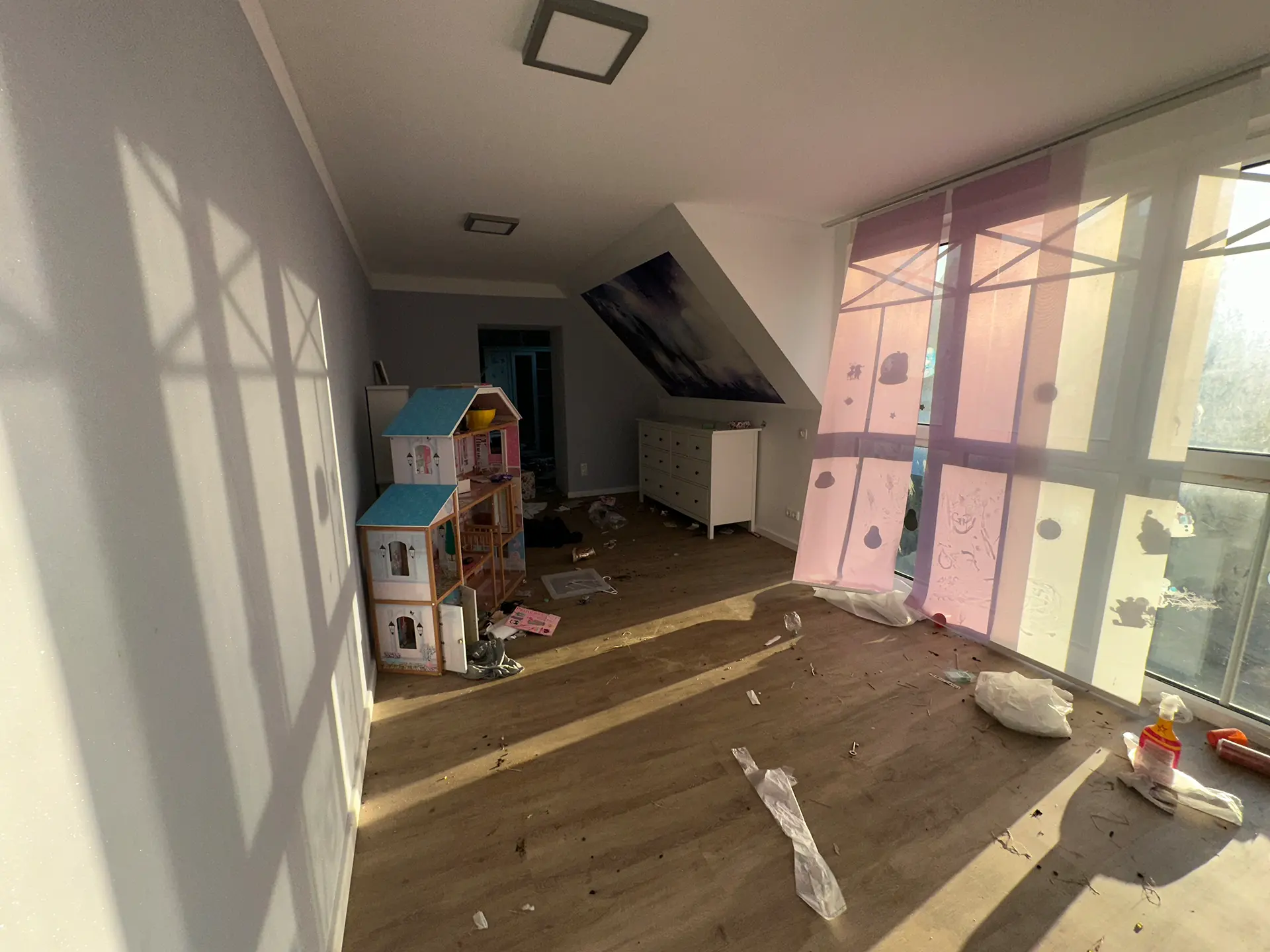 Fußboden-Grundreinigung - Vorher